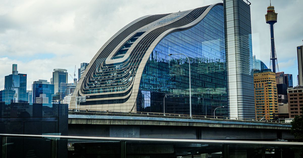 A Comprehensive Guide to Metalized Window Tinting Options