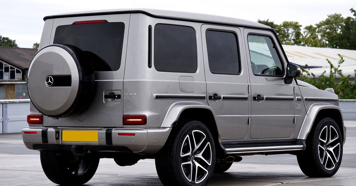 Comparing Metalized Window Tinting to Other Types in Sydney