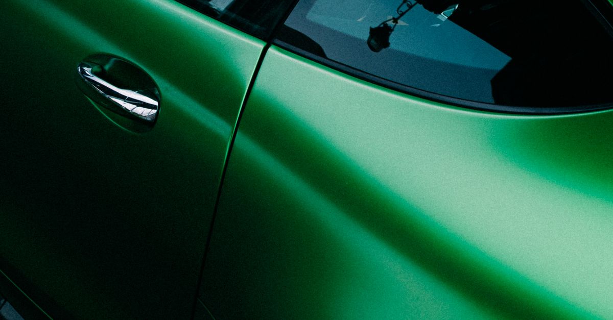 Understanding the Technology Behind Carbon Window Tinting